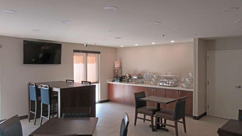 Comfort Inn & Suites Brunswick Εξωτερικό φωτογραφία