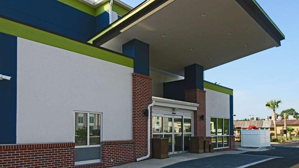 Comfort Inn & Suites Brunswick Εξωτερικό φωτογραφία