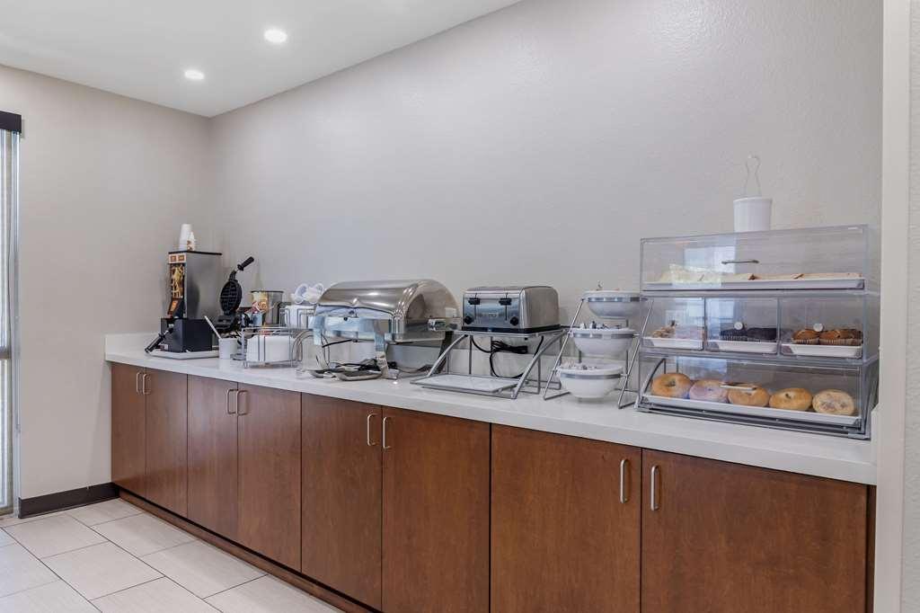 Comfort Inn & Suites Brunswick Εστιατόριο φωτογραφία