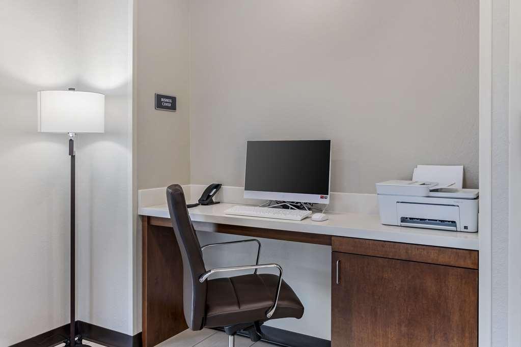 Comfort Inn & Suites Brunswick Ανέσεις φωτογραφία